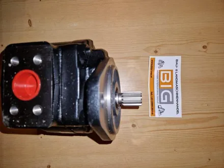 Hydraulikpumpe Fü... Hydraulikpumpe für John Deere 4500 Teleskoplader – RESALE