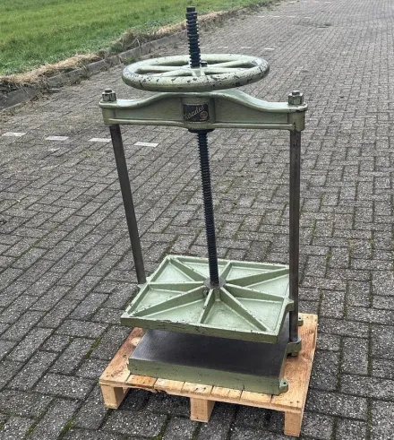 Hercules 5040 – RESALE