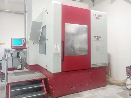 Röders RXU 1200 DSH/ RXP 500 DSC 5-Achsen CNC Fräsmaschine – RESALE