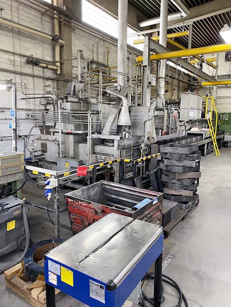 Aichelin DLGs 100/350 Durchstoßofenanlage