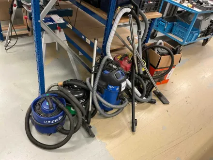 Verschiedene Industriestaubsauger (6x) – RESALE