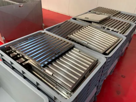 Edelstahl L50 x B50 Abzugshaubengrill (120x) – RESALE