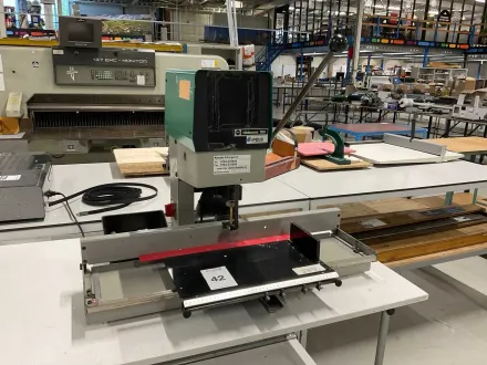 Nagel Citoborma 180 Papierbohrmaschine – RESALE