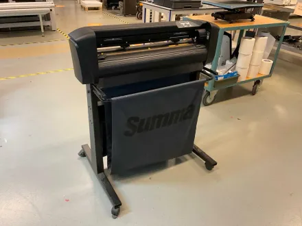 Summa D60R Schneideplotter – RESALE