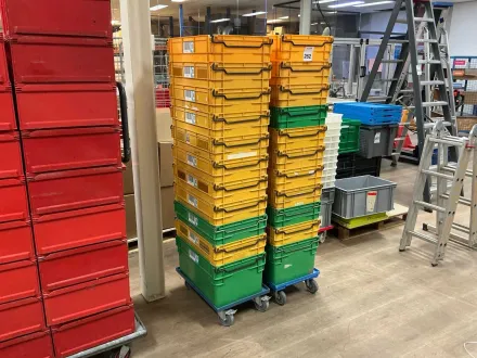 V&D Stapelkiste (22x) – RESALE