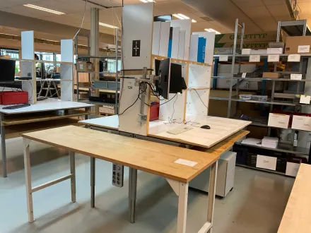 HP Werkstattmöbel mit Computern – RESALE