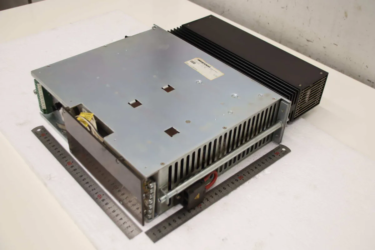 Indramat Mikron KDV1-3-100-220/300-W1 VC500D A.C. Servo Power Supply