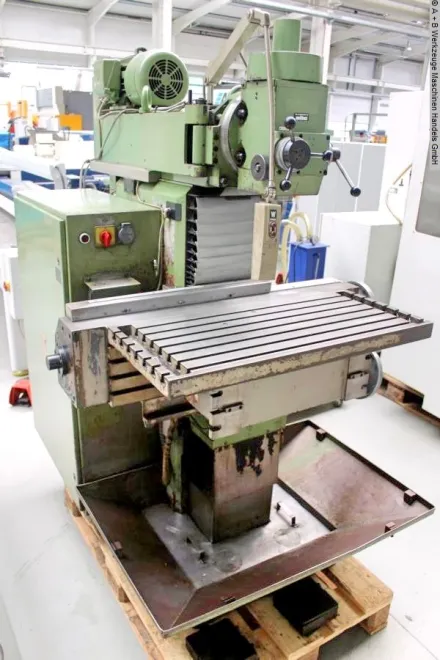 Hermle UWF 801 Fräsmaschine - Universal – RESALE