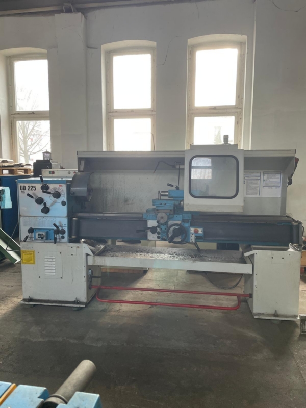 E/D/E, Wuppertal UD225 Drehmaschine-konventionell-elektronisch