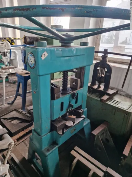 PSHZ 25/l Handspindelpresse – RESALE