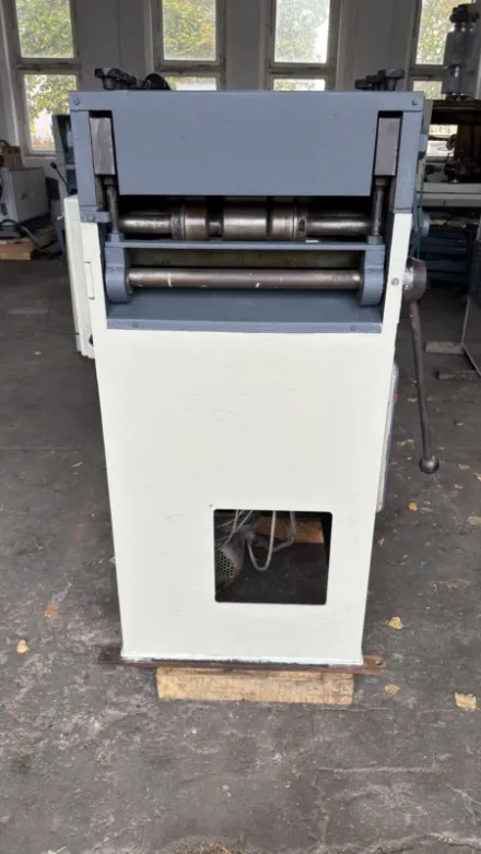Wema Zeulenroda Richtmaschine – RESALE