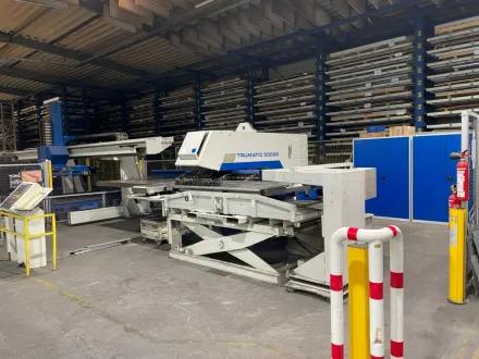 Trumpf TruMatic 5000 R Stanz- und Nibbelmaschine – RESALE