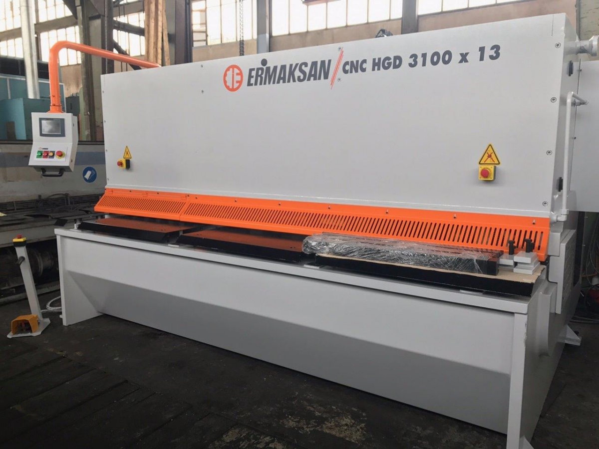ERMAK CNC HGD 3100x13 Tafelschere - hydraulisch