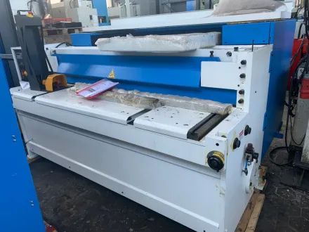 Burnet CFM 2100 x 4,0 Tafelschere - hydraulisch – RESALE