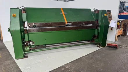 Kramer AMaut. IIIa 2500 Schwenkbiegemaschine – RESALE