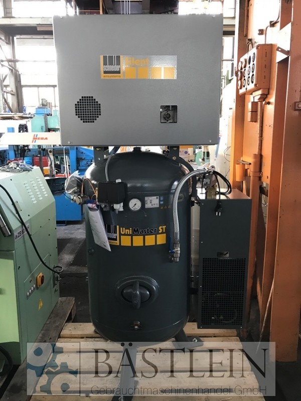 SCHNEIDER UNM STS 660-10-270 XSDK Kolbenkompressor