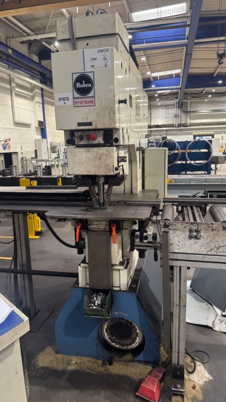 MUBEA VP 1000/620 Lochstanze