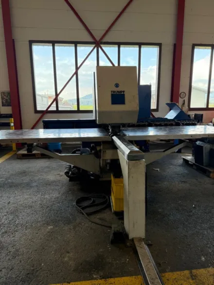 Trumpf TruMatic 200 Stanz- und Nibbelmaschine – RESALE