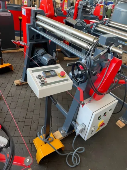 Ak-Bend AS 70-10/1,5 Blechbiegemaschine - 3 Walzen – RESALE