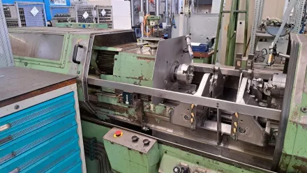 Uma SZM 2000 Endenbearbeitungsmaschine – RESALE