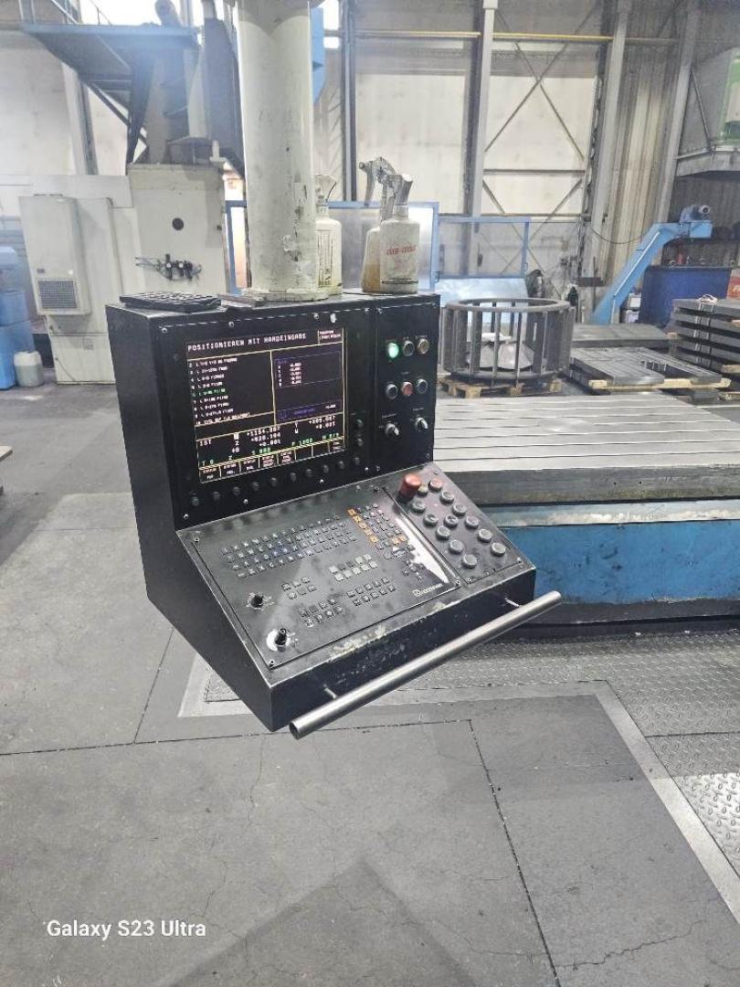 SCHIESS-FRORIEP 3000x3000/25 to Drehbarer Aufspanntisch