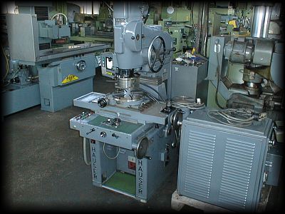 Hauser 3 SM Koordinatenschleifmaschine – RESALE