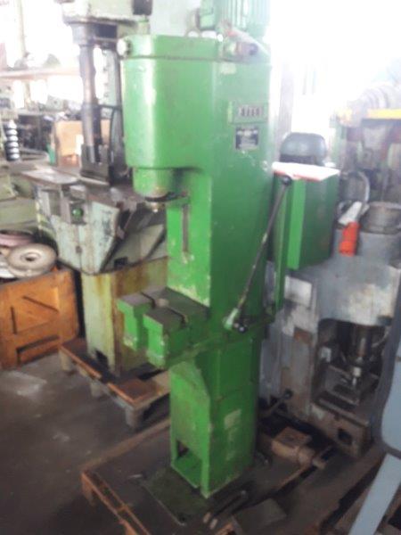 EITEL T 6.3 Hydraulische Presse