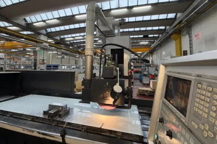Elb SWDE 30 U CNC Flach- und Führungsbahnenschleifmaschine – RESALE