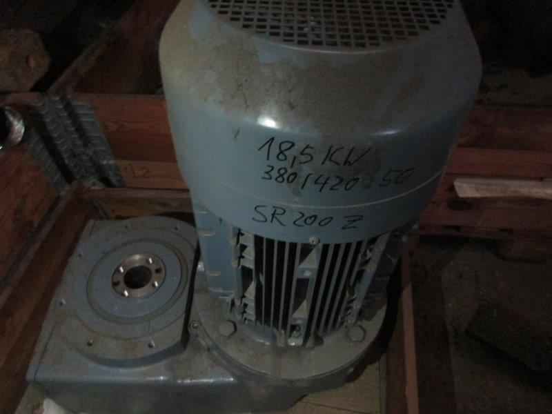 NORD / Getriebebau NORD SK 6282 AZ - 180 M / 4 TF H2 Motor