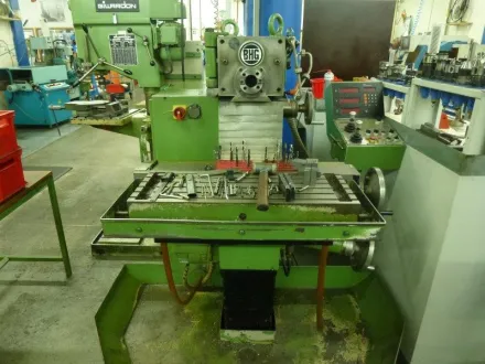 Hermle UWF 700 Werkzeugfräsmaschine - Universal – RESALE