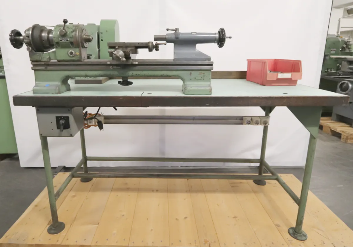 SCHAUBLIN 102 Mechanikerdrehmaschinen