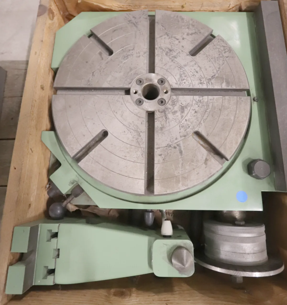 BRIDGEPORT RB 400 Rundtische