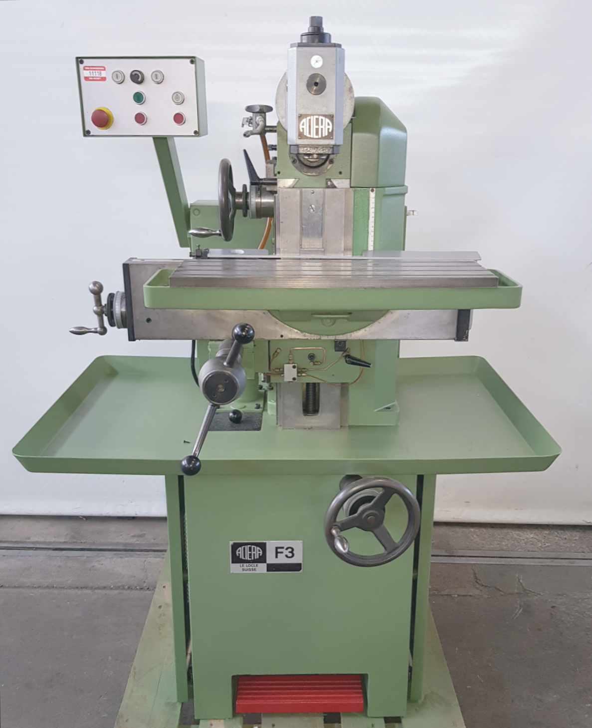 ACIERA F 3 Universalfräsmaschinen