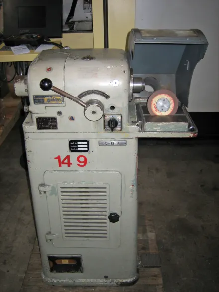 Gefra D-13-4 Poliermaschinen – RESALE