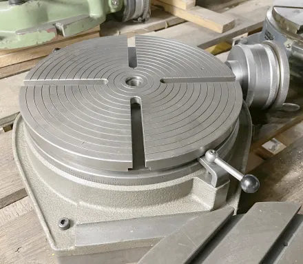 Chinoise TLS 320 Rundtische – RESALE