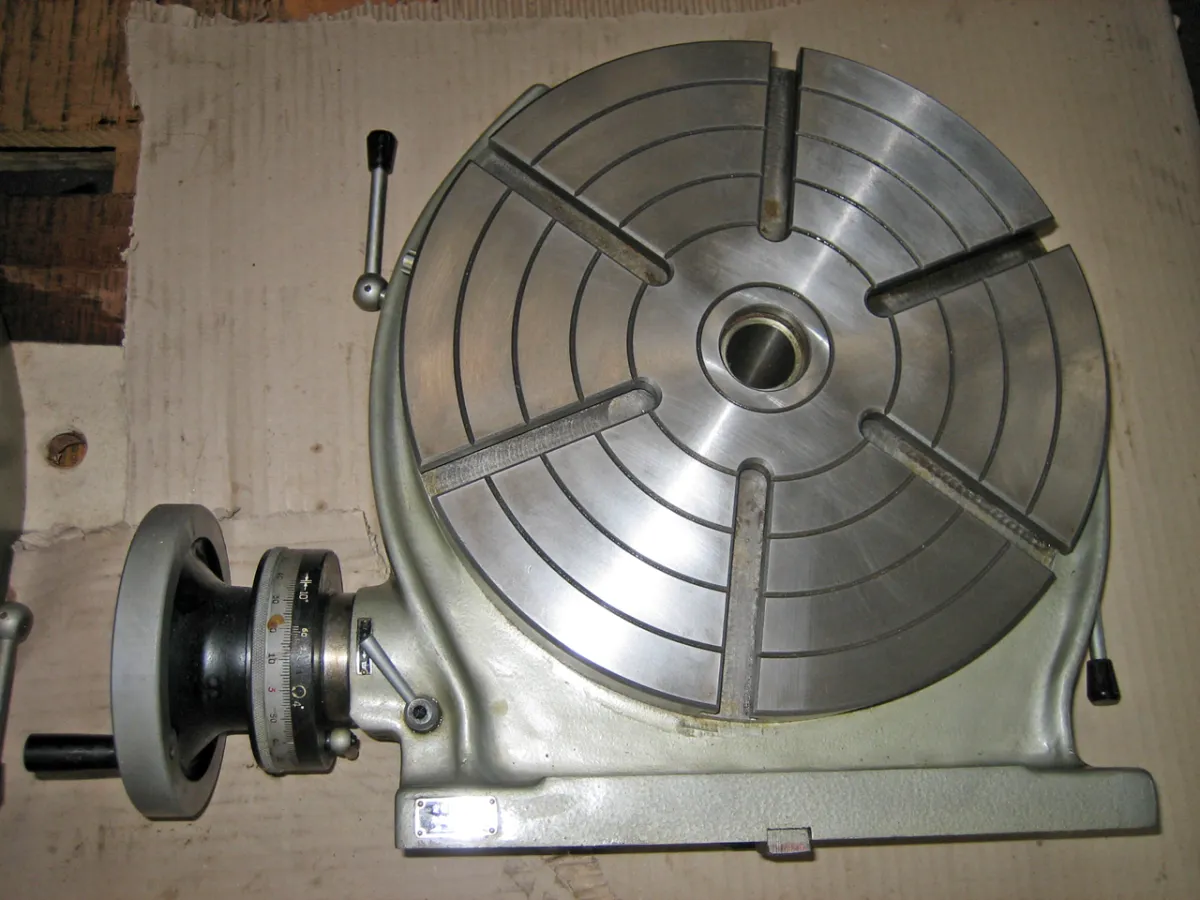 CHINOISE TLS 320 Rundtische