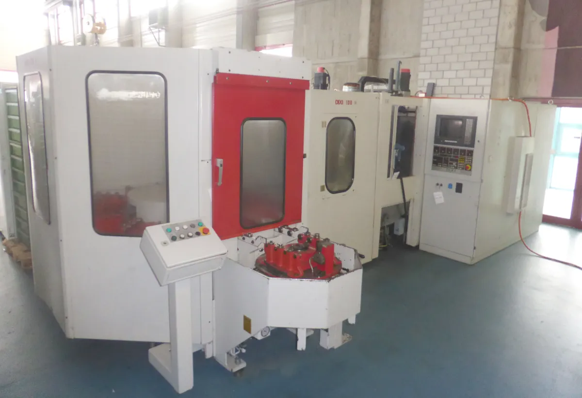 DIXI 100 / CHO 2x48 - CHP 9 Horizontale Bearbeitungszentren