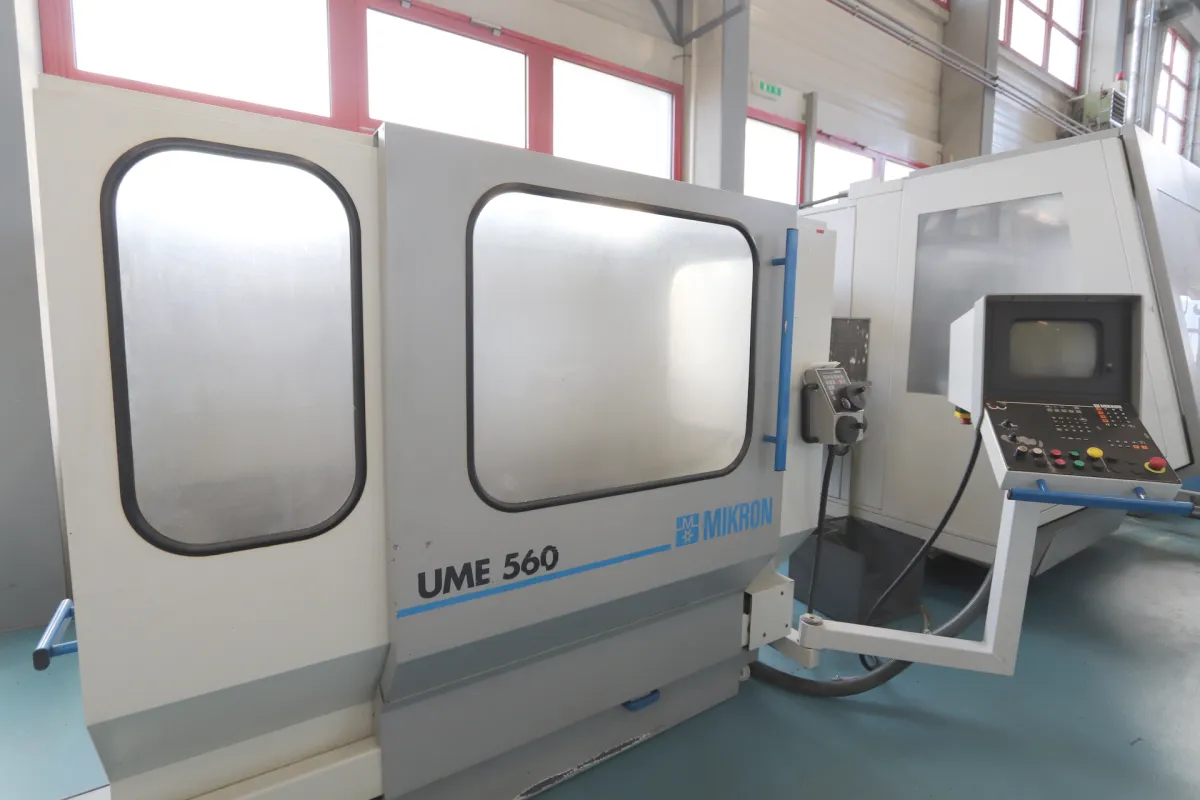 MIKRON UME 560 CNC Fräsmaschinen
