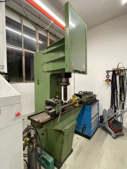Eitel RP 40 Richtpressen – RESALE