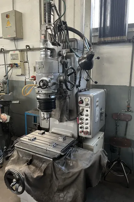 Moore CATMUR 2C Koordinatenschleifmaschinen – RESALE