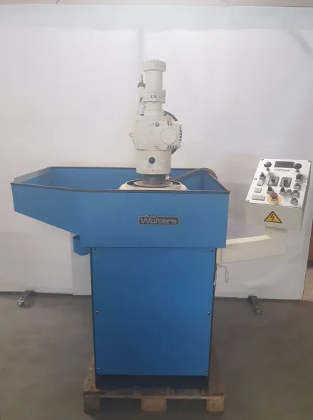 Peter Wolters AC 500 Feinschleifmaschinen – RESALE