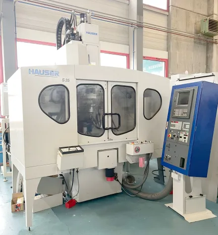 Hauser S 35-400 Koordinatenschleifmaschinen – RESALE