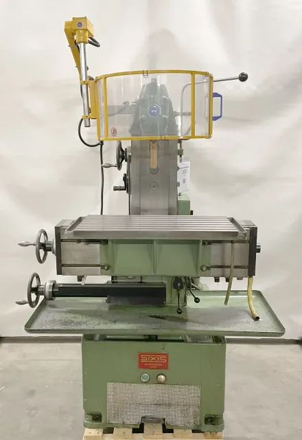 Sixis S 103 R Universalfräsmaschinen – RESALE