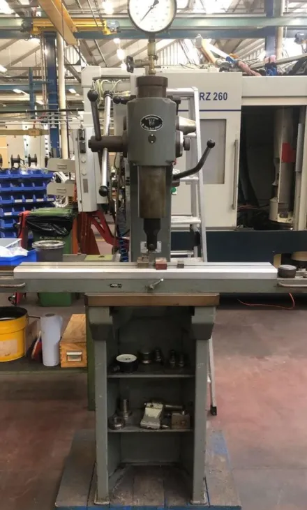 Swisstool Hydraulische Pressen – RESALE