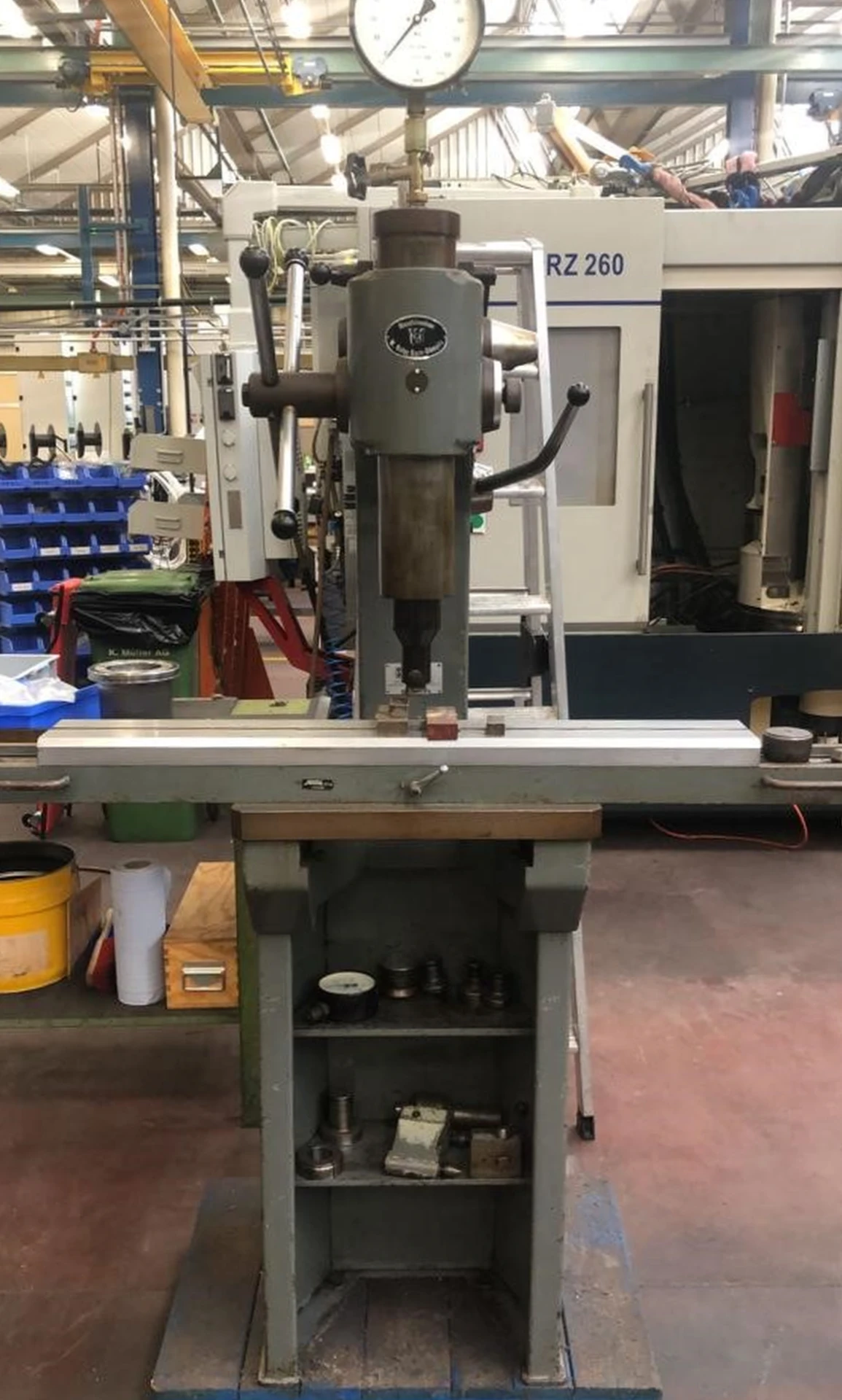 SWISSTOOL Hydraulische Pressen