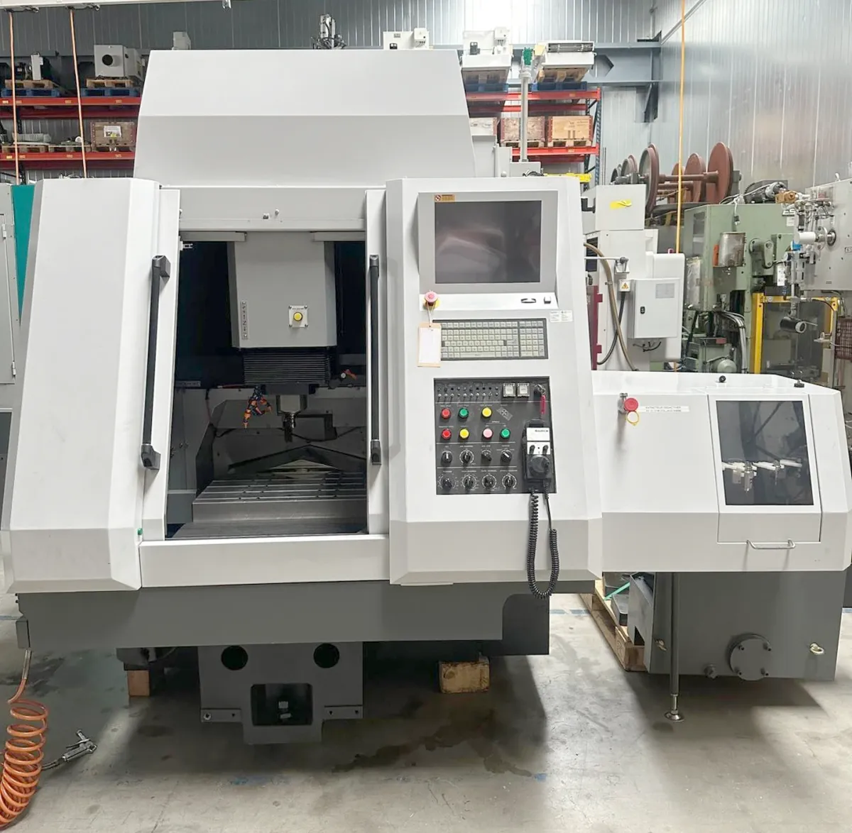 SODICK MC430L Bearbeitungszentren