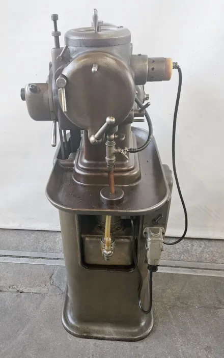 Mikron 121 Fräserschleifmaschinen – RESALE