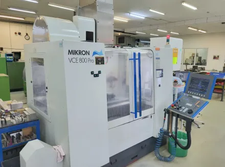 Mikron VCE 800 Pro Vertikale Bearbeitungszentren – RESALE