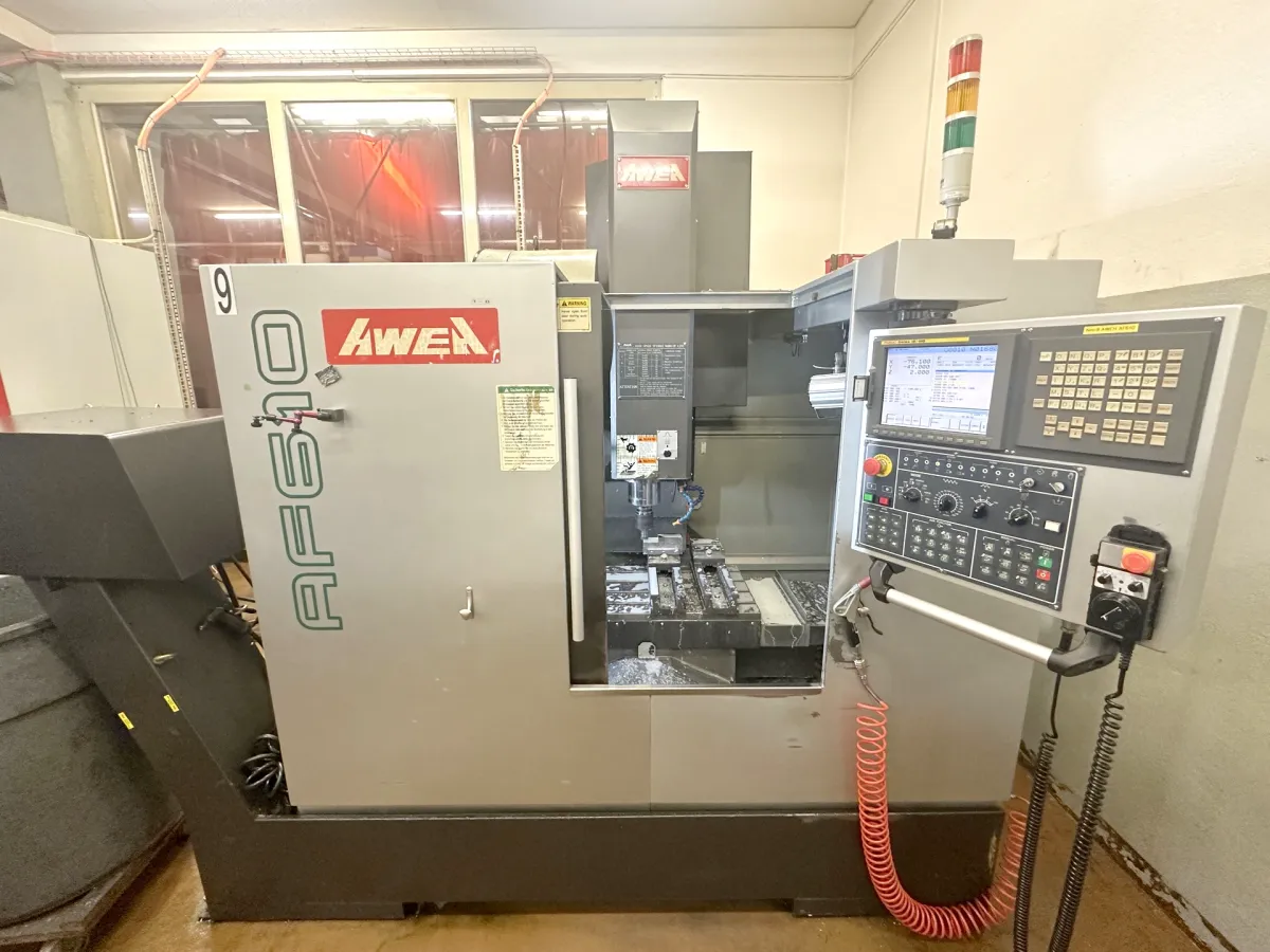AWEA AF-610 Bearbeitungszentren