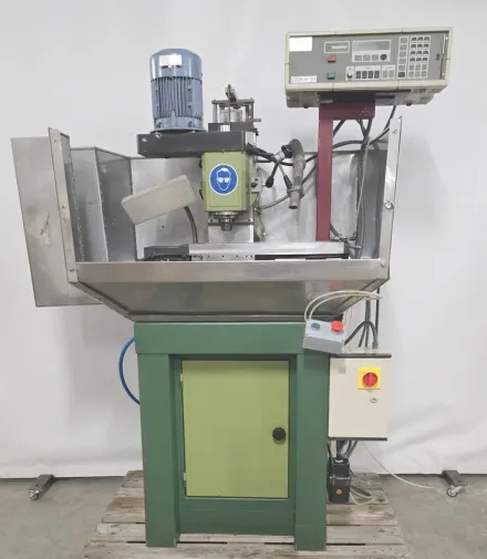 Cortini L 300 Universalfräsmaschinen – RESALE